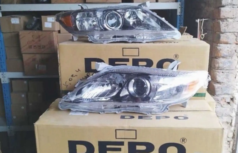 Передние фары depo se на Toyota Camry 2